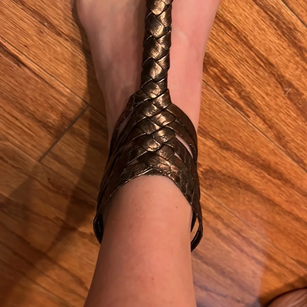 Elizabeth & James sandals - Picture 8 of 11